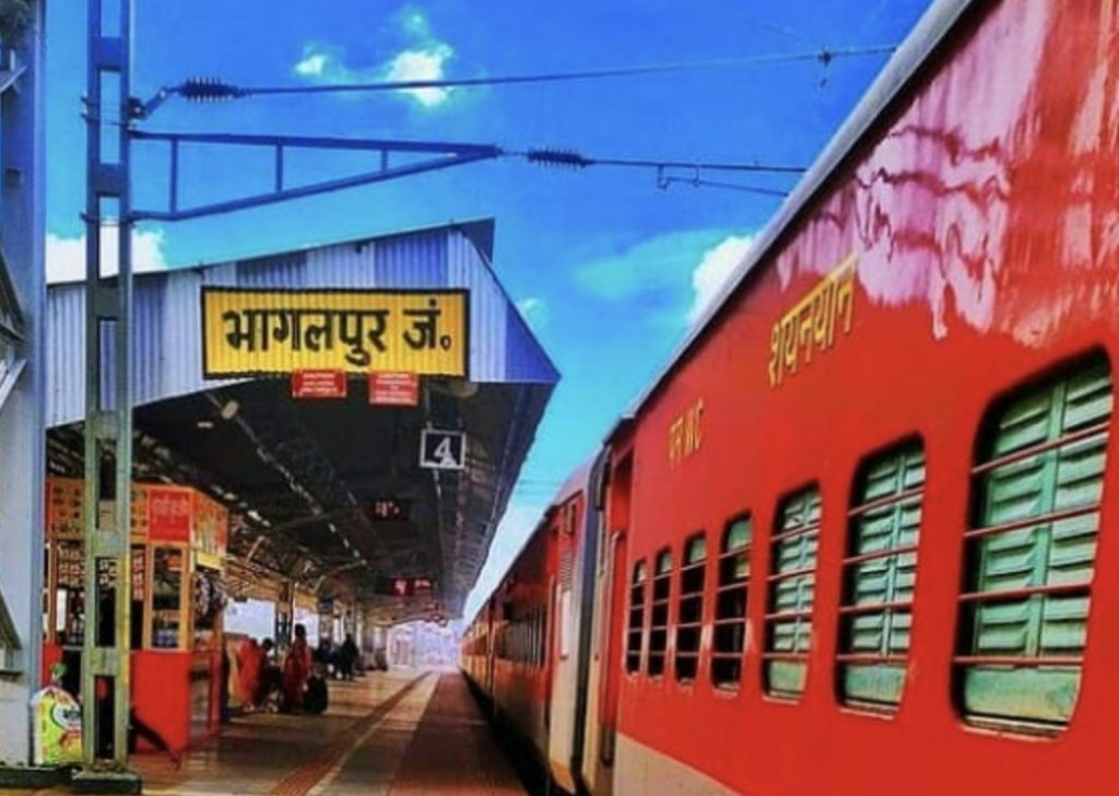 भागलपुर स्टेशन पर एक और लिफ्ट. नये साल में नया तोहफ़ा आसान करेगा भागलपुर यात्रा