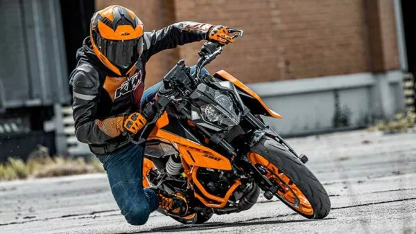 KTM 390 Duke, 2024 motorcycle, motorbike launch, KTM 390 Duke motorbike