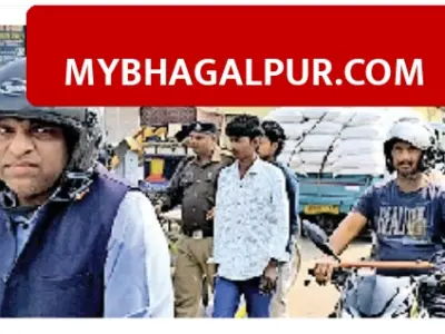 Bhagalpur में टोटो की टक्कर से टूटा रेलवे गेट, विक्रमशिला और गरीब रथ जैसी ट्रेनें फंसी