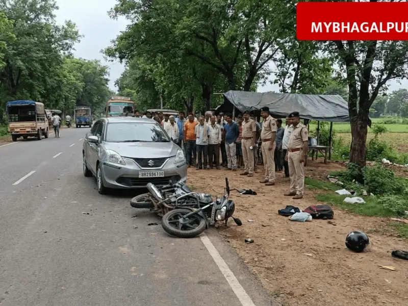 बांका में भीषण सड़क हादसा: देवघर-सुल्तानगंज मार्ग पर कार और बाइक की टक्कर, एक ही परिवार के 3 लोगों की मौत